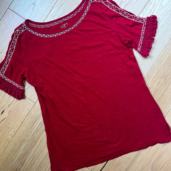 ⭐️BOGO FREE⭐️ LOFT Red Ruffled Short Sleeve T-Shirt - Picture 2 of 8